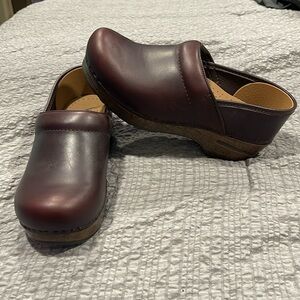 Dansko Professional Oiled Full Grain Leather  Espresso Brown - 36
